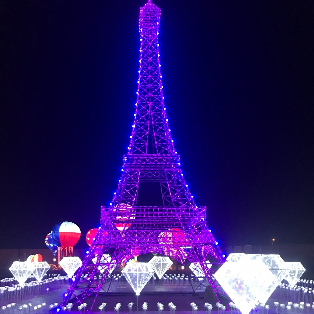 Meet your Posher, Monica